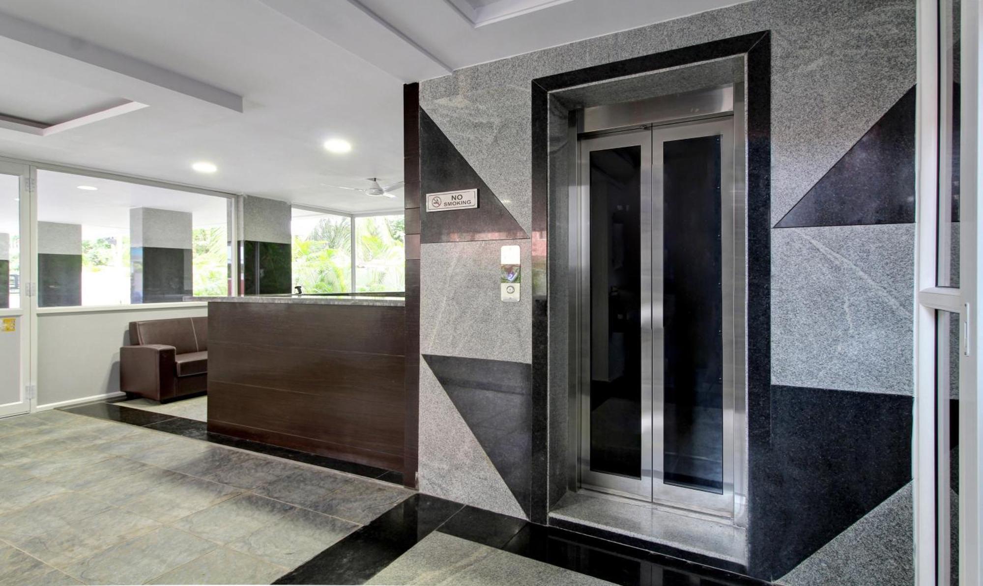 Hotel Treebo Excella Visakhapatnam Exterior foto